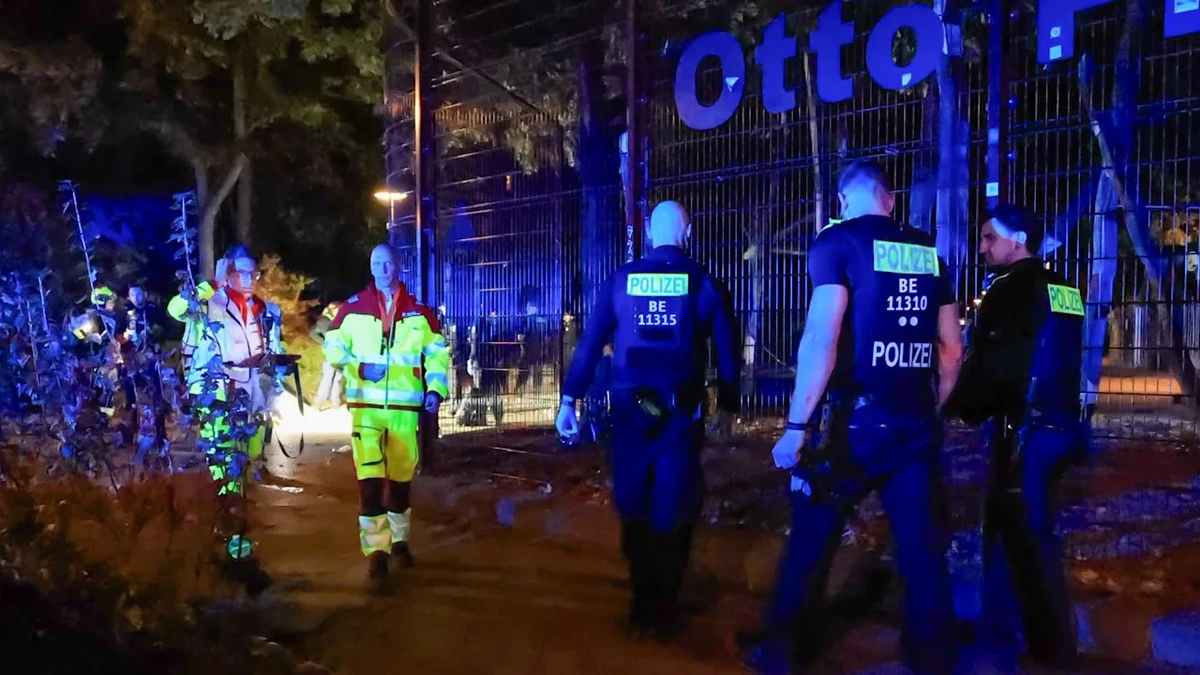 Berlin: Drei Verletzte bei Messer-Attacke - Not-OP noch in der Nacht