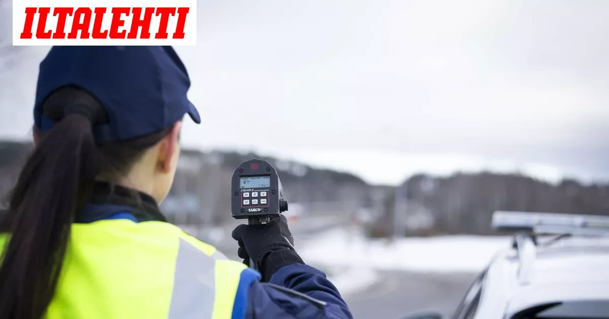 Hurja takaa-ajo Siikalatvalla: Pakeni poliisia yli 200 kilometrin tuntivauhtia