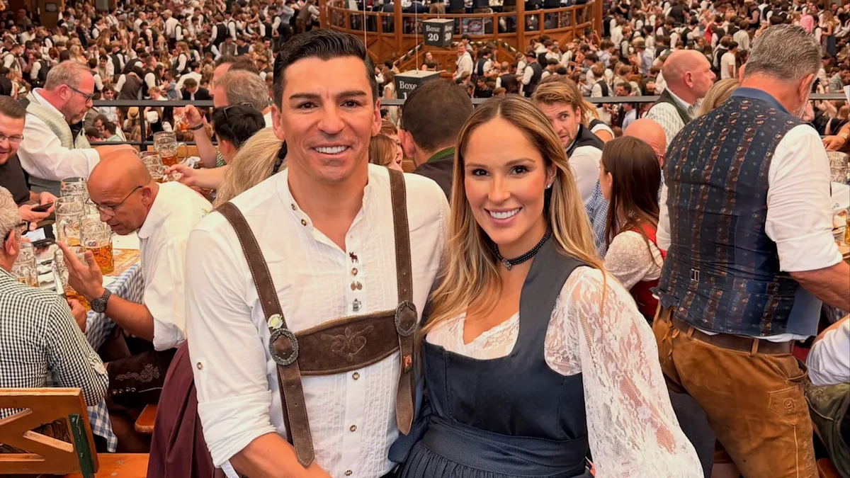 Erkennen Sie diese Bayern-Legende auf dem Oktoberfest?