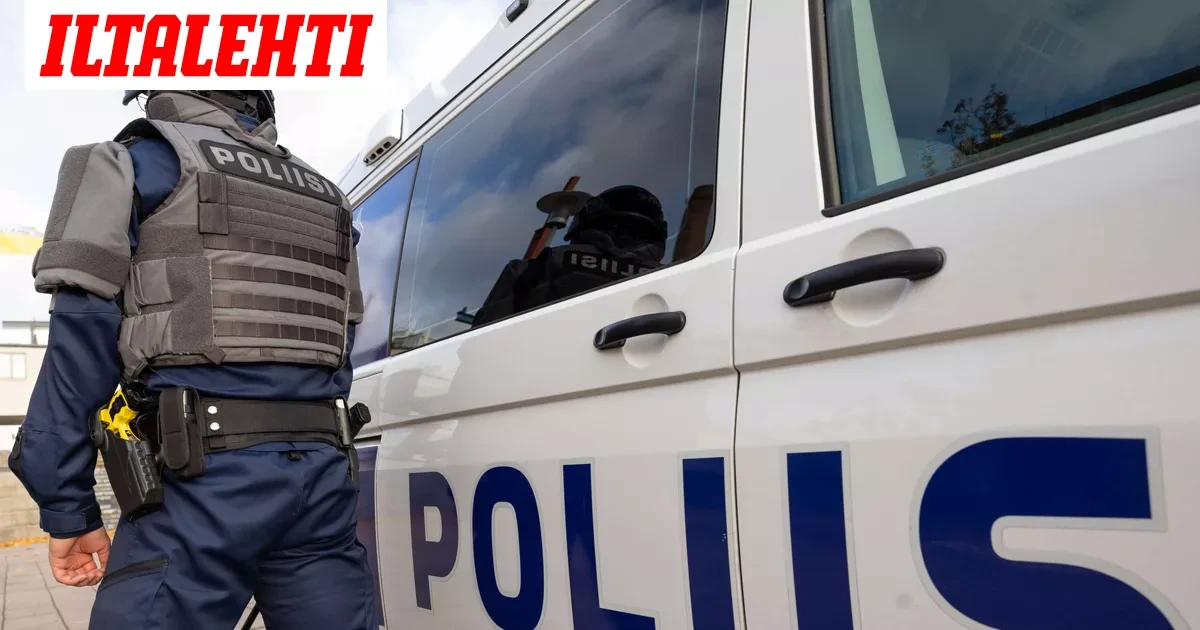 Poliisioperaatio Nelostiellä – Kolme otettiin kiinni