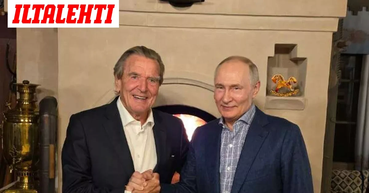 Harvinaiset kuvat Putinin kotoa julki